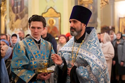 Митрополит Игнатий совершил всенощное бдение в Покровском соборе г. Саратова