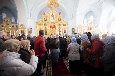 Митрополит Игнатий совершил Божественную литургию в Покровском храме г. Петровска