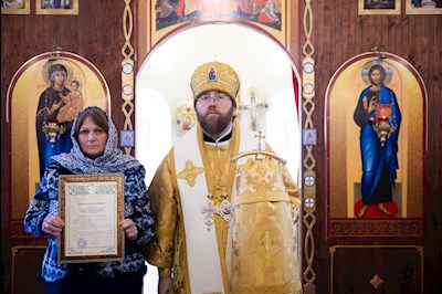 Митрополит Игнатий совершил Великое освящение храма святой блаженной Ксении Петербургской п. Красный Текстильщик и Божественную литургию в новоосвященном храме