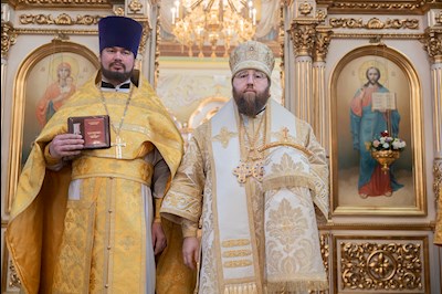 Митрополит Игнатий совершил Божественную литургию в Покровском соборе г. Саратова