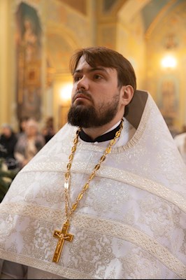 Митрополит Игнатий совершил Великую вечерню в соединении с Литургией святителя Василия Великого и чин Великого освящения воды в Покровском соборе г. Саратова