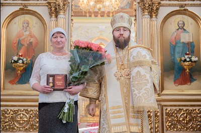 Митрополит Игнатий совершил Божественную литургию в Покровском соборе г. Саратова