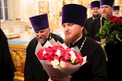 Митрополит Игнатий совершил всенощное бдение в Покровском соборе г. Саратова