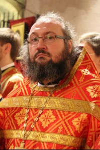 Представители делегации Русской Православной Церкви совершили Литургию в Базилике святителя Николая Чудотворца в г. Бари (Италия) и приняли участие в церемонии передачи мощей святителя