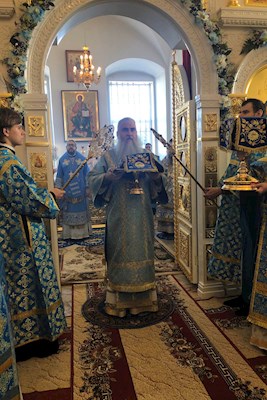 Божественная литургия в Свято-Троицком Скановом женском монастыре (Сердобская епархия)
