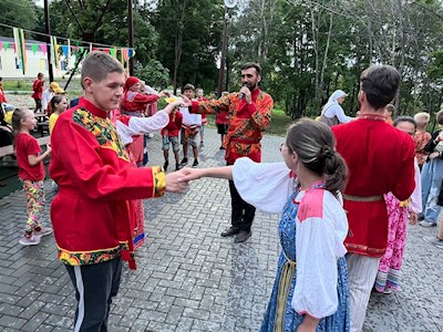 В православном лагере «Солнечный» прошла вечерка в народном стиле