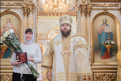 Митрополит Игнатий совершил Божественную литургию в Покровском соборе г. Саратова