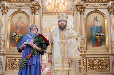 Митрополит Игнатий совершил Божественную литургию в Покровском соборе г. Саратова