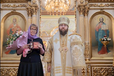 Митрополит Игнатий совершил Божественную литургию в Покровском соборе г. Саратова