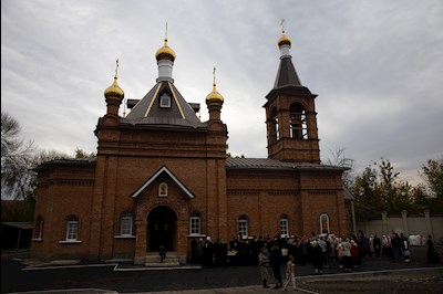 Митрополит Игнатий совершил Великое освящение храма святой блаженной Ксении Петербургской п. Красный Текстильщик и Божественную литургию в новоосвященном храме