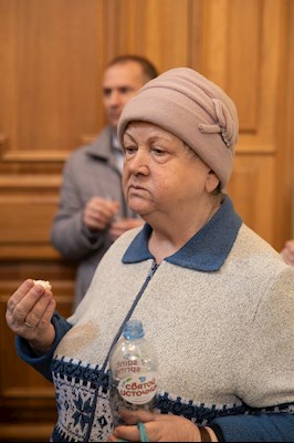 Митрополит Игнатий совершил Великую вечерню в соединении с Литургией святителя Василия Великого и чин Великого освящения воды в Покровском соборе г. Саратова