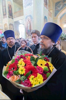 Митрополит Игнатий совершил Божественную литургию в Покровском соборе г. Саратова