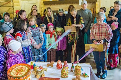 Священник принял участие в празднике «Покровские беседы»