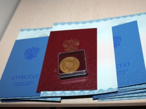 В Свято-Покровской гимназии прошел выпускной вечер