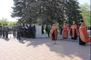 На Воскресенском кладбище совершена лития по воинам, погибшим в годы Великой Отечественной войны