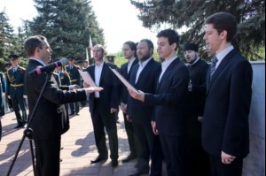 На Воскресенском кладбище совершена лития по воинам, погибшим в годы Великой Отечественной войны