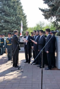 На Воскресенском кладбище совершена лития по воинам, погибшим в годы Великой Отечественной войны
