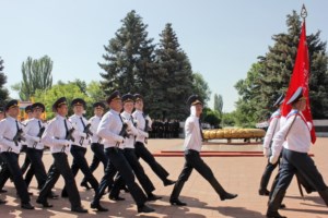 В День памяти и скорби на Воскресенском кладбище Саратова совершена заупокойная лития
