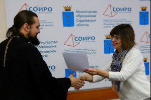 Руководитель епархиального отдела принял участие в заседании круглого стола, посвященного 100-летию революции