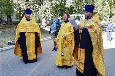 Освящен купол домового храма при городской больнице №10