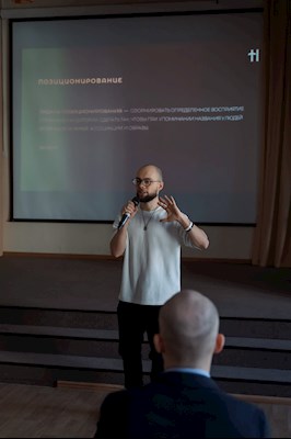 Для участников Сретенского фестиваля прошел мастер-класс, посвященный миссии в социальных сетях
