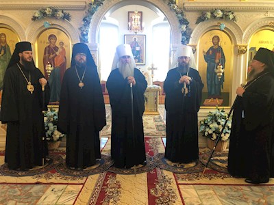 Божественная литургия в Свято-Троицком Скановом женском монастыре (Сердобская епархия)