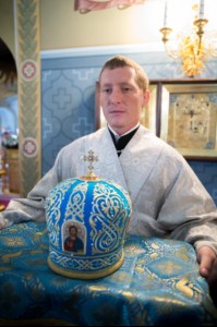 Литургия в Свято-Троицком кафедральном соборе Саратова