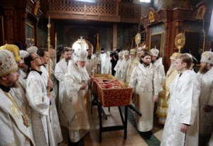Митрополит Лонгин принял участие в великом освящении нового храма Воскресения Христова и Новомучеников и Исповедников Церкви Русской в московском Сретенском монастыре