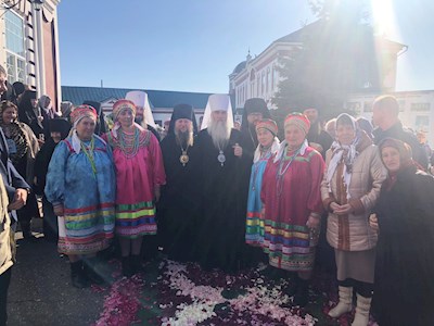 Божественная литургия в Свято-Троицком Скановом женском монастыре (Сердобская епархия)