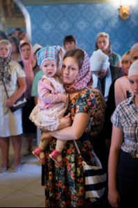 Литургия в Свято-Троицком кафедральном соборе Саратова