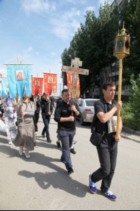 Начало крестного хода в Вавилов Дол