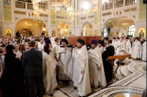 Митрополит Лонгин принял участие в великом освящении нового храма Воскресения Христова и Новомучеников и Исповедников Церкви Русской в московском Сретенском монастыре