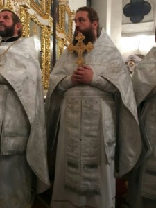 Митрополит Лонгин совершил заупокойную Литургию по почившему Митрополиту Нежинскому и Прилукскому Иринею