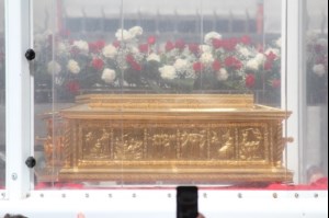 Представители делегации Русской Православной Церкви совершили Литургию в Базилике святителя Николая Чудотворца в г. Бари (Италия) и приняли участие в церемонии передачи мощей святителя
