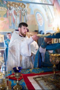 Литургия в Свято-Троицком кафедральном соборе Саратова