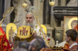 В день памяти святителя Николая Чудотворца Митрополит Лонгин возглавил Литургию в верхнем храме базилики святителя Николая г. Бари (Италия)