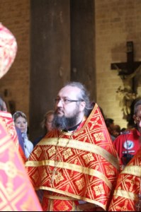 Представители делегации Русской Православной Церкви совершили Литургию в Базилике святителя Николая Чудотворца в г. Бари (Италия) и приняли участие в церемонии передачи мощей святителя