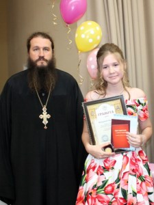 В Свято-Покровской гимназии прошел выпускной вечер