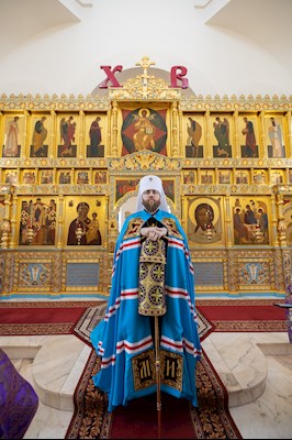 Митрополит Игнатий совершил Великую вечерню в соединении с Литургией святителя Василия Великого в Свято-Алексиевском женском монастыре г. Саратова