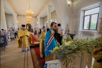 Митрополит Игнатий совершил Божественную литургию в соборном храме во имя великомученицы Екатерины г. Новоузенска