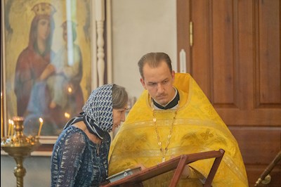Митрополит Игнатий совершил Божественную литургию в соборном храме во имя великомученицы Екатерины г. Новоузенска
