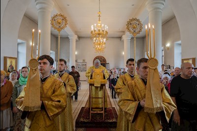 Митрополит Игнатий совершил Божественную литургию в соборном храме во имя великомученицы Екатерины г. Новоузенска