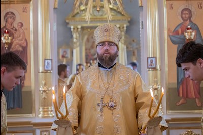 Митрополит Игнатий совершил Божественную литургию в соборном храме во имя великомученицы Екатерины г. Новоузенска
