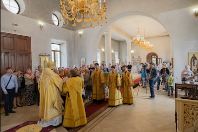 Митрополит Игнатий совершил Божественную литургию в соборном храме во имя великомученицы Екатерины г. Новоузенска