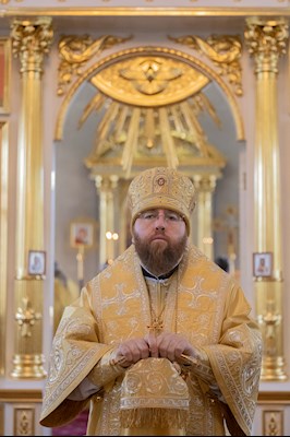 Митрополит Игнатий совершил Божественную литургию в соборном храме во имя великомученицы Екатерины г. Новоузенска