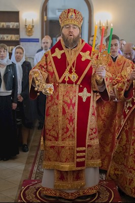 Митрополит Игнатий совершил Божественную литургию в храме в честь иконы Божией Матери «Нечаянная Радость» г. Саратова