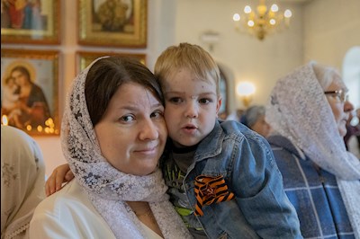 Митрополит Игнатий совершил Божественную литургию в храме в честь иконы Божией Матери «Нечаянная Радость» г. Саратова