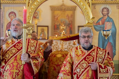 Митрополит Игнатий совершил Божественную литургию в храме в честь иконы Божией Матери «Нечаянная Радость» г. Саратова