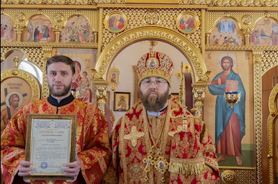Митрополит Игнатий совершил Божественную литургию в храме в честь иконы Божией Матери «Нечаянная Радость» г. Саратова