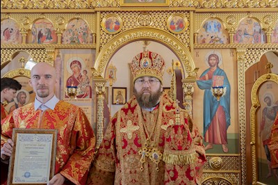 Митрополит Игнатий совершил Божественную литургию в храме в честь иконы Божией Матери «Нечаянная Радость» г. Саратова